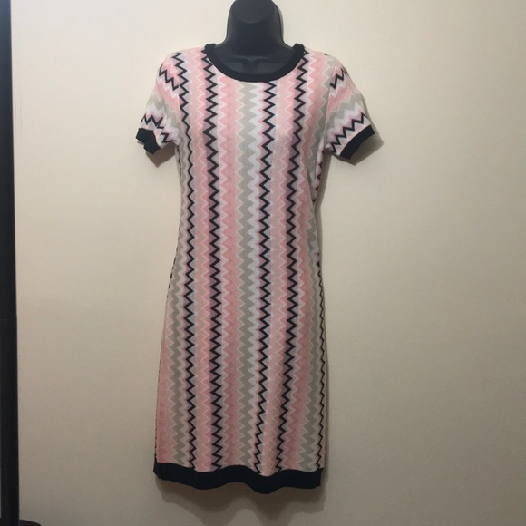 Cute sweater dress - Picture 1 of 2